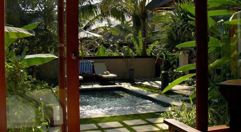 Pat-Mase Villas ジンバラン エクステリア 写真